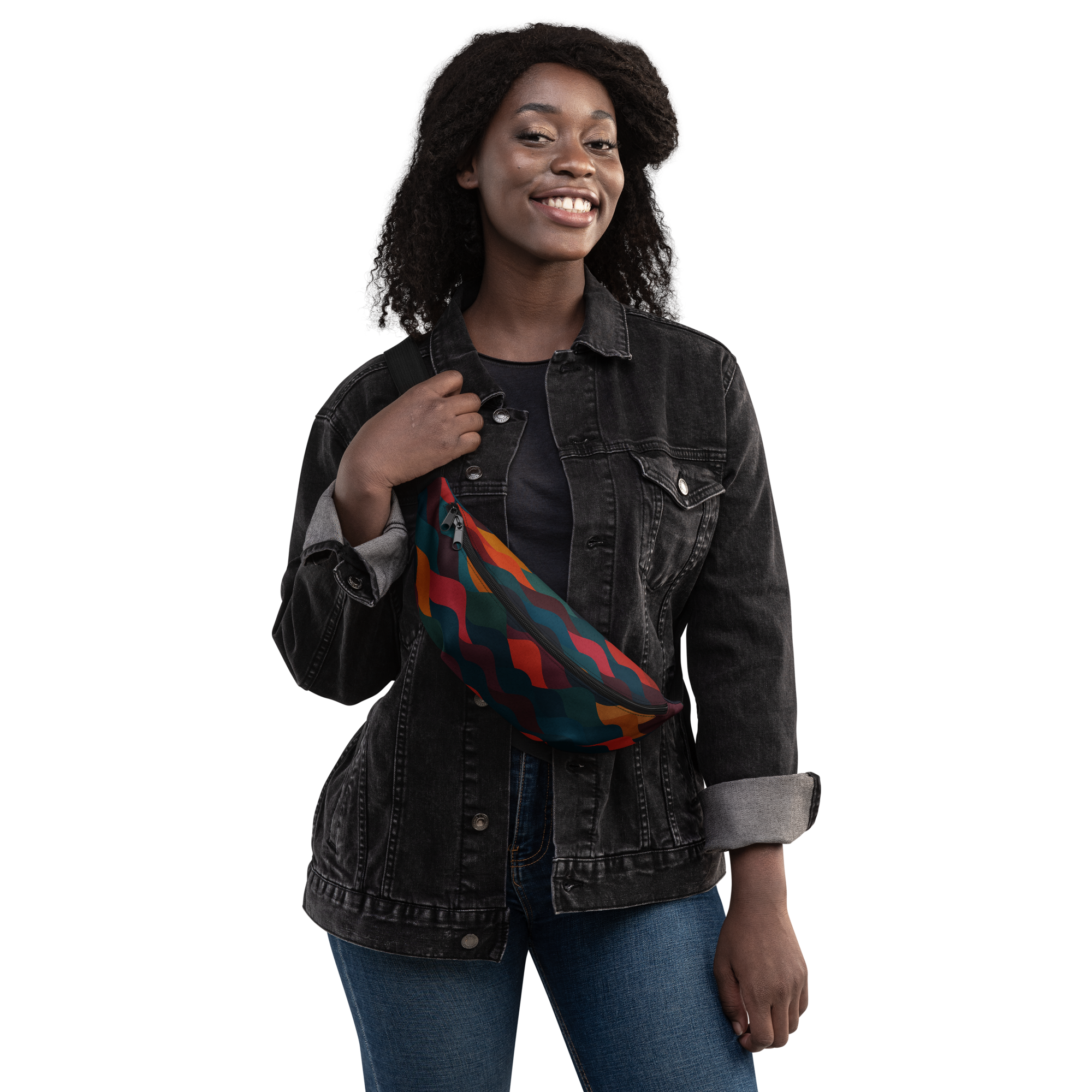 Modische BERKEI Gürteltasche Indian Summer mit buntem Muster, getragen von einer lächelnden Frau.