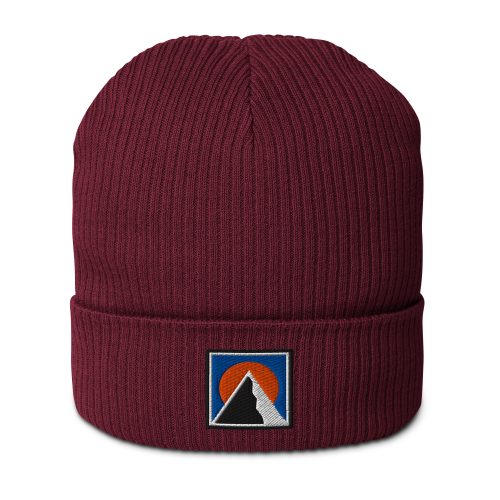 Bordeauxfarbene BERKEI Strickmütze Bio Mountain mit Bergmotiv auf dem Umschlag