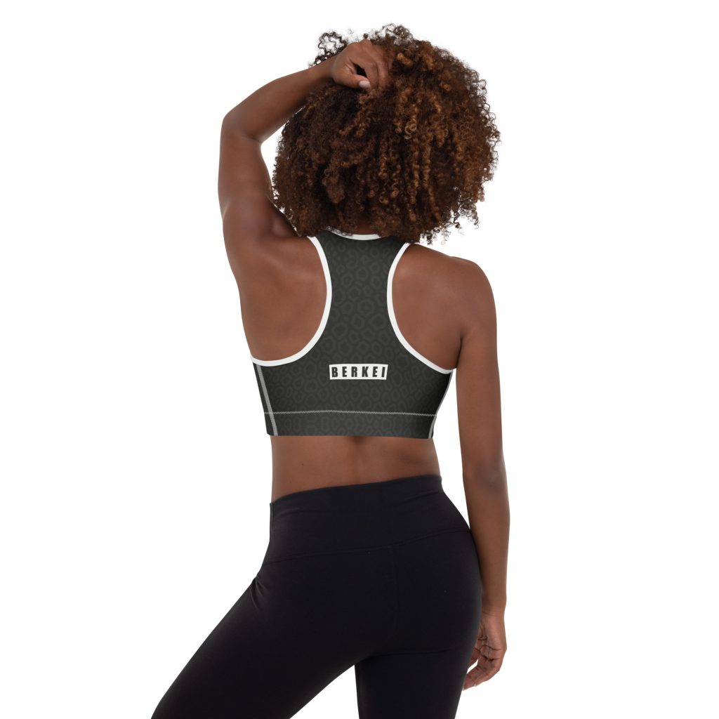 Stylischer BERKEI Sport-BH Midnight Leo gepolstert für sportliche Aktivitäten.