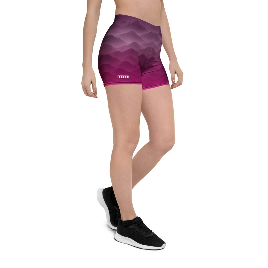 Sportliche BERKEI Shorts in Hazy Purple mit Übergängen von Lila und Schwarz