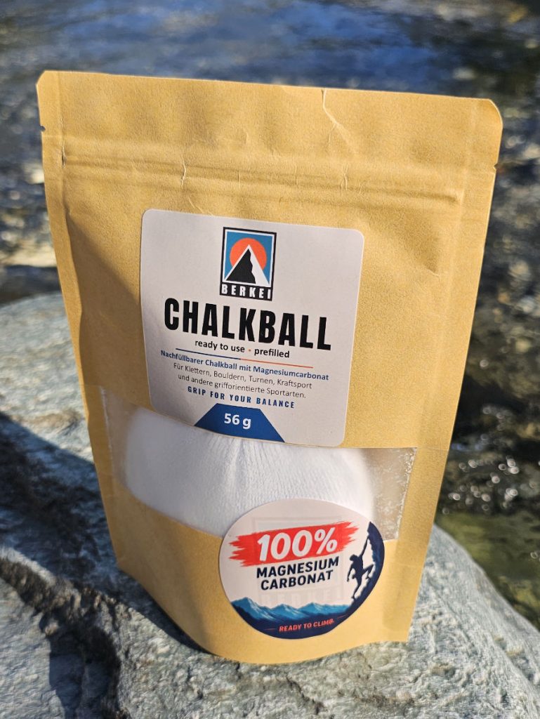 BERKEI Chalk Ball 56g mit 100% Magnesiumcarbonat für besseren Grip beim Klettern.